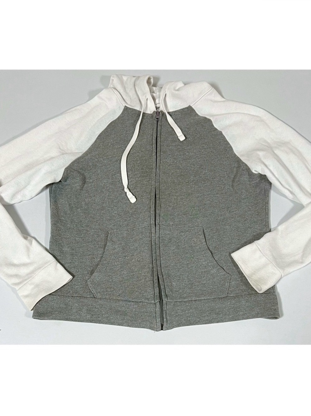 Victoria’s Secret PINK Gray White Zipper Sweater Sweatshirt Hoodie Size XS 🩶🤍